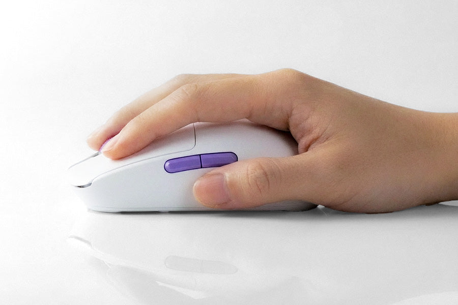 Akko-Dash-Gaming-Mouse-Palm-Grip