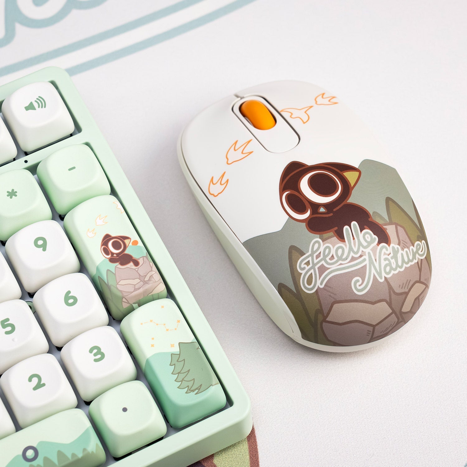 Akko The Legend of Hei Smart1 Wireless Mouse with Keyboard