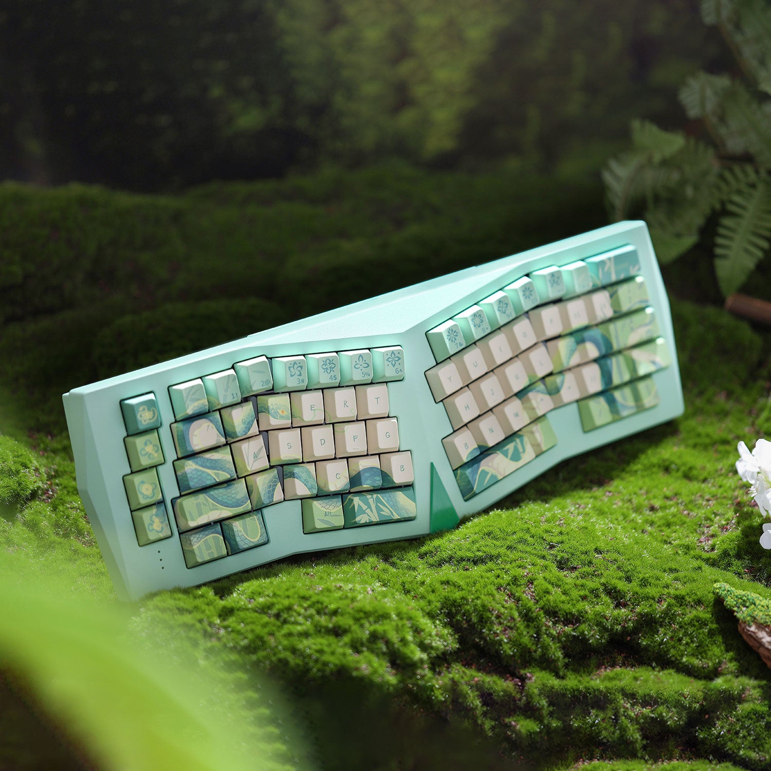 Akko-Year-of-Snake-Armor-Green-Snake