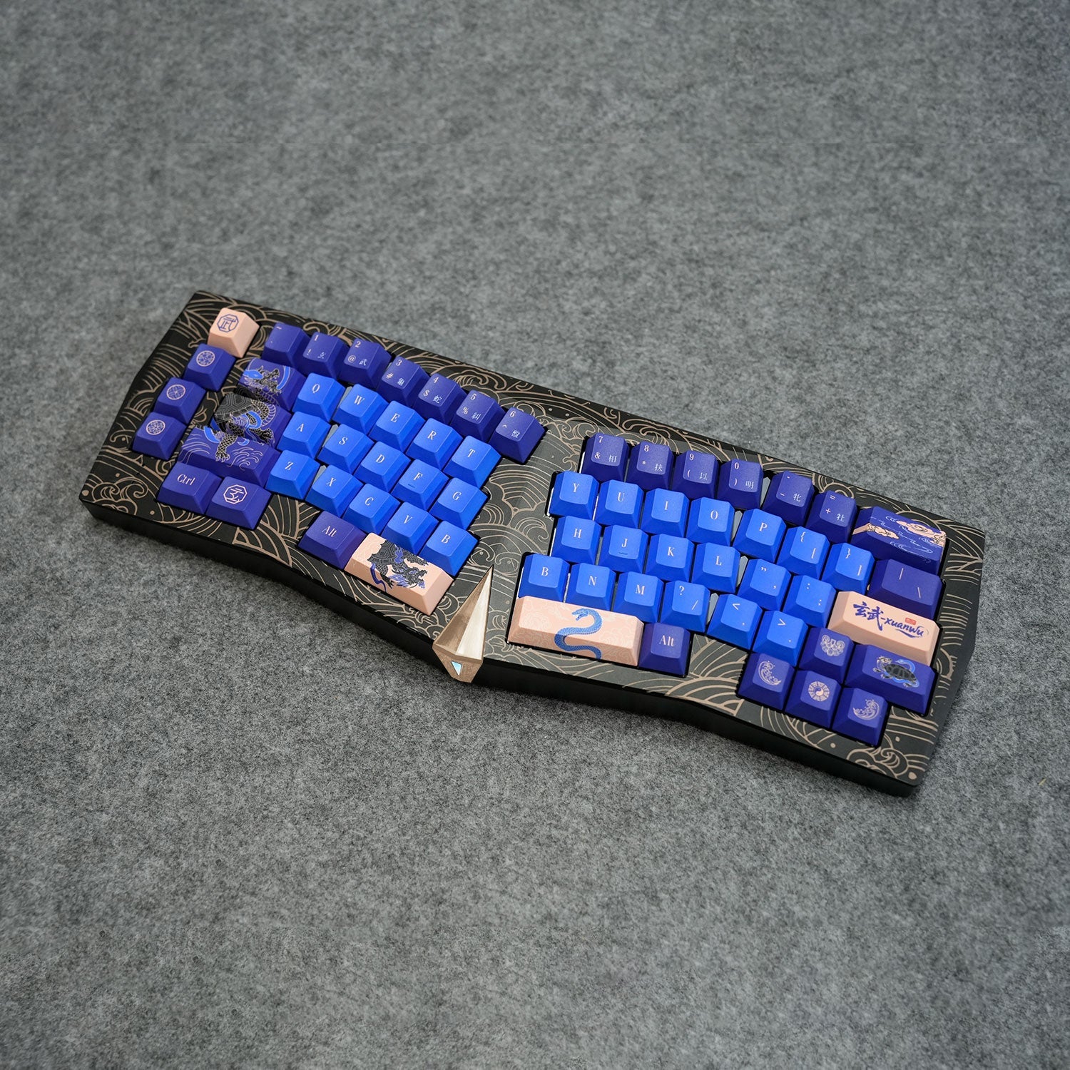 Akko Year of Snake Xuanwu Right View Details