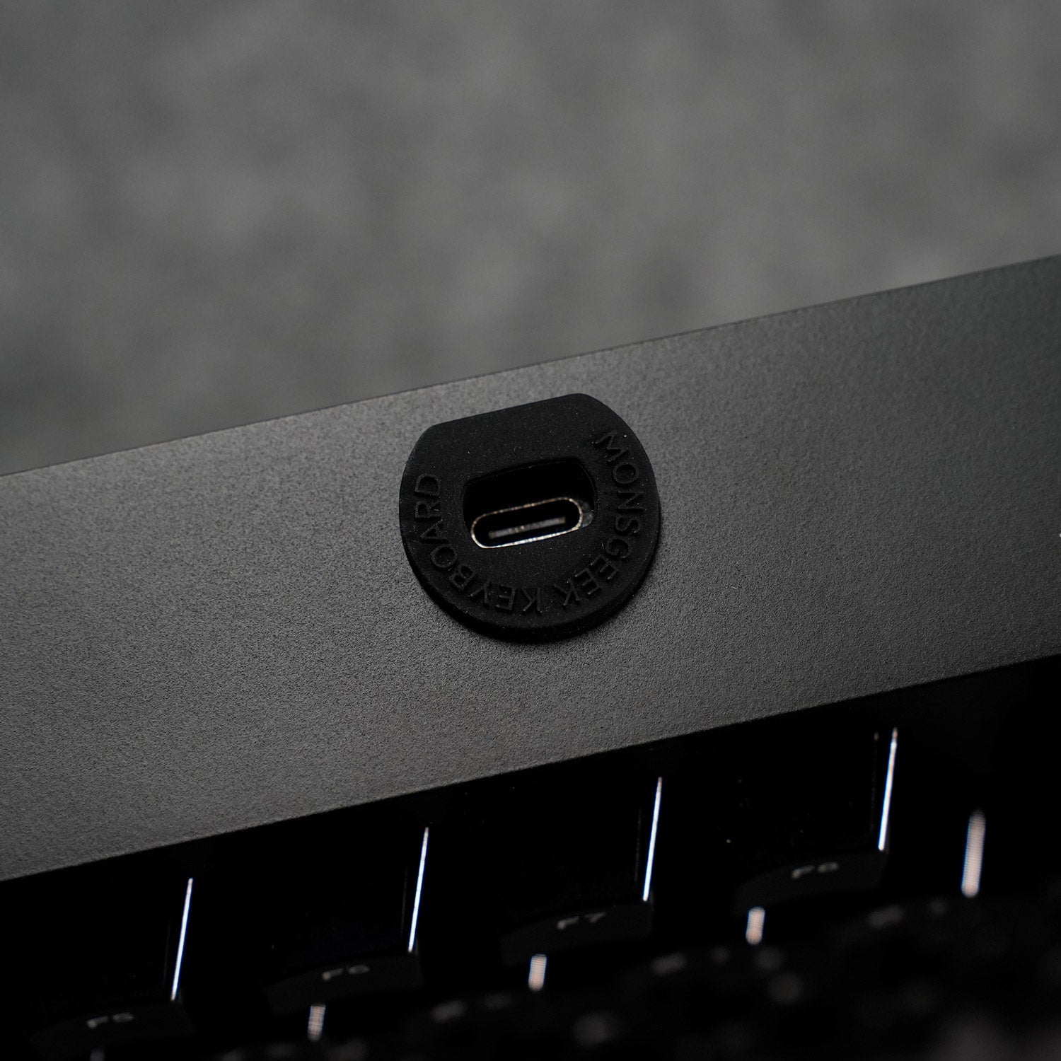 Monsgeek M3 V5 HE Magnetic Keybaord USB Details