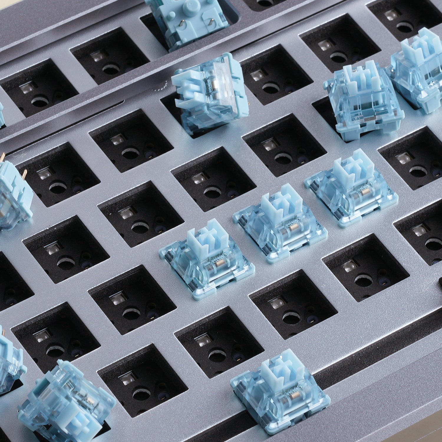V3-Cream-Blue-Pro switch