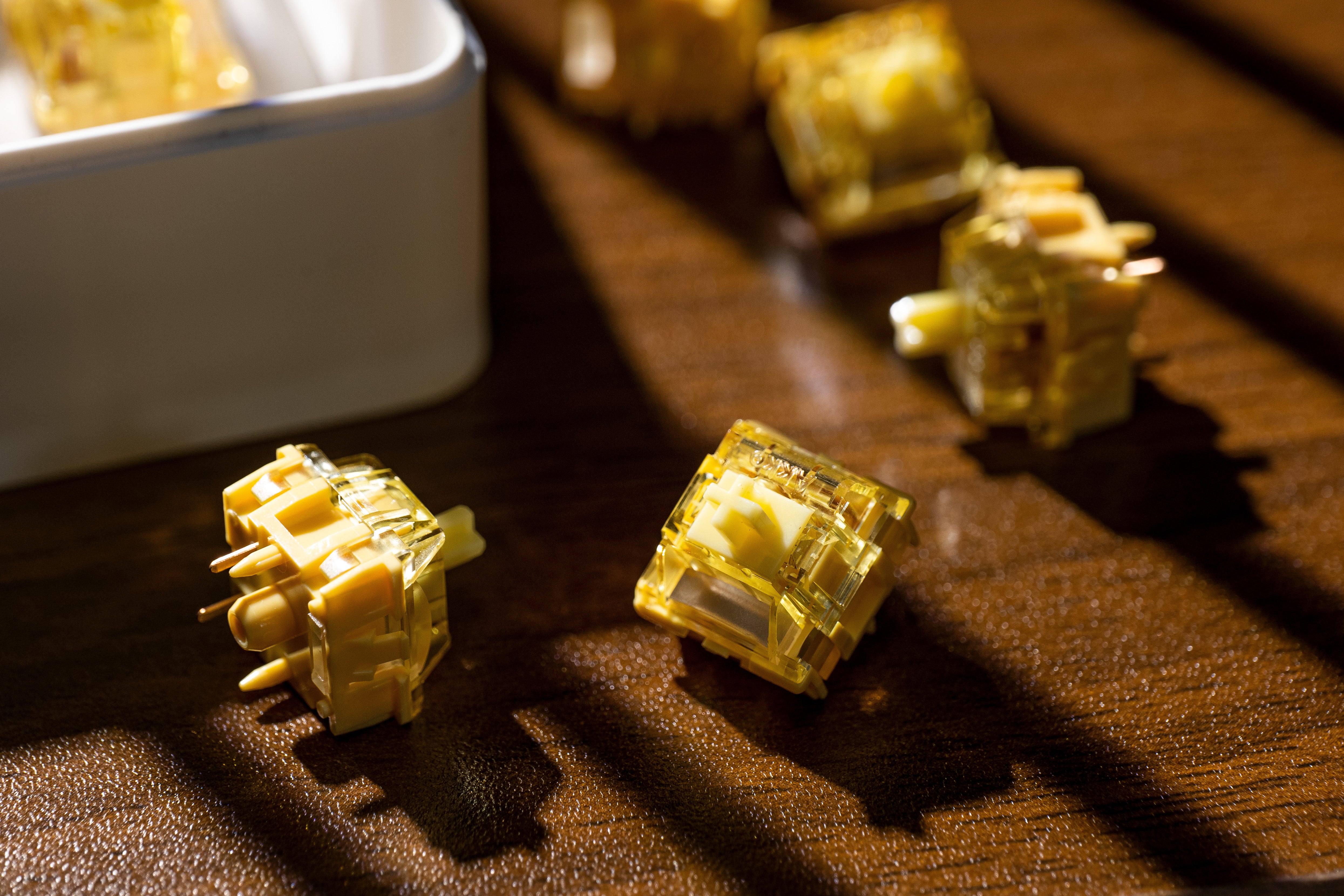 Akko V5 Creamy Yellow Pro Switch detail