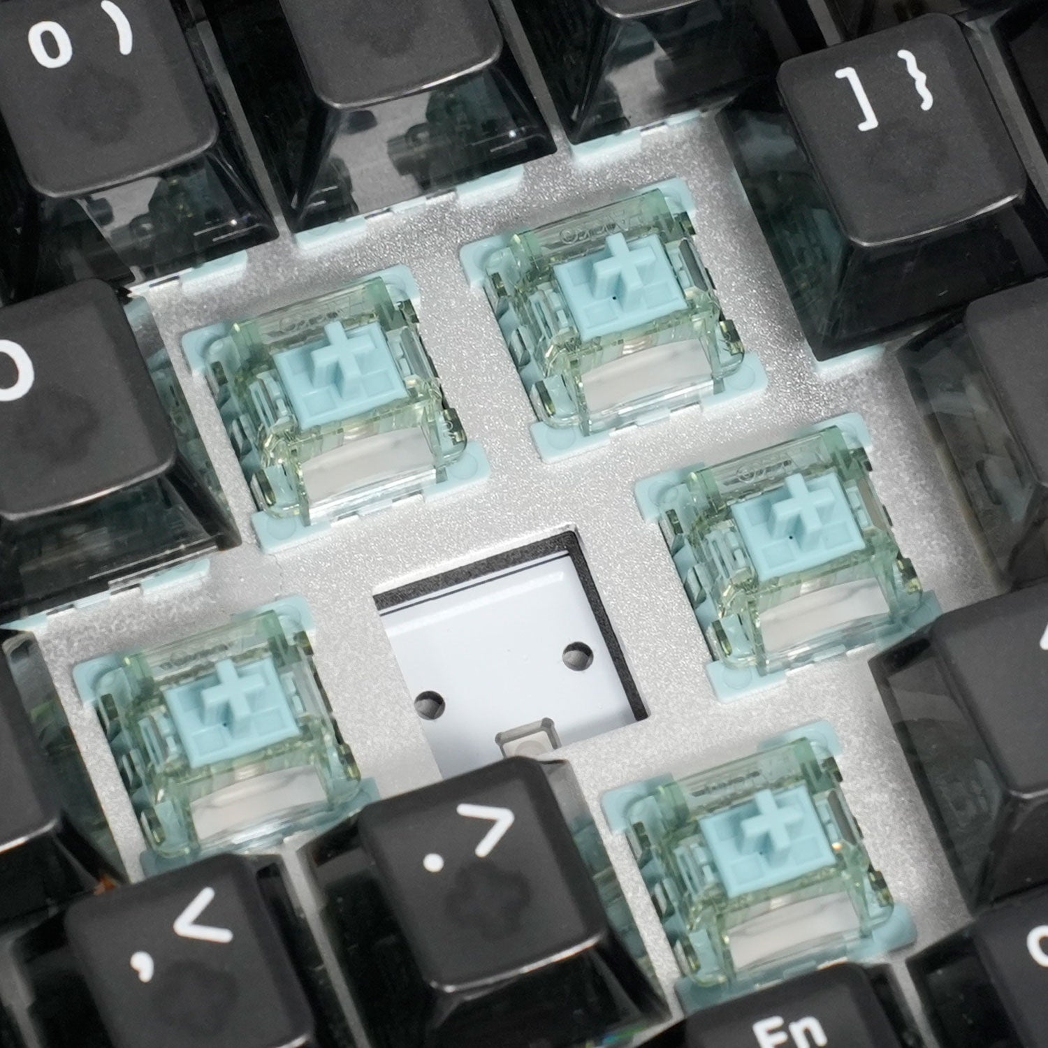 5087-V3-Gradient-Hybrid-White-Transparent-Detail