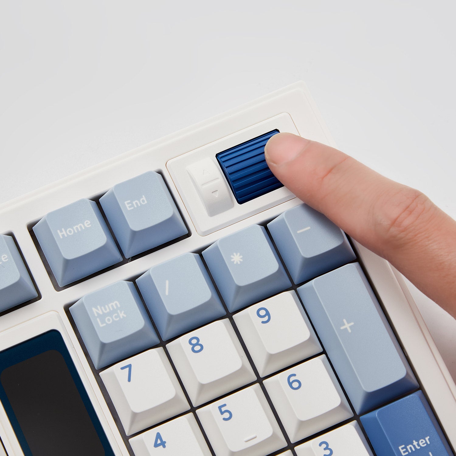 Akko-5098B-Glacier-Detail-Knob