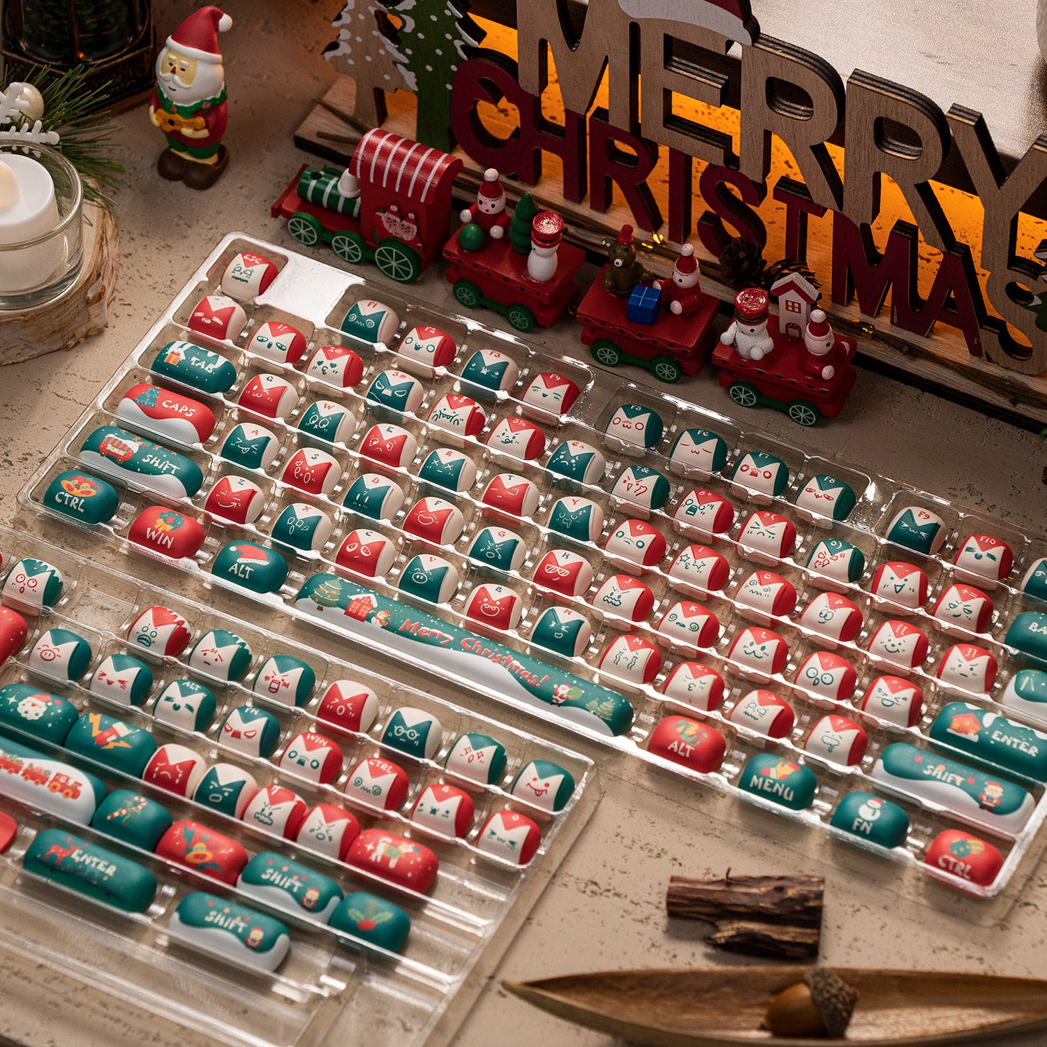 Akko-Christmas-Fantasy-Keycap-Set-Scenes