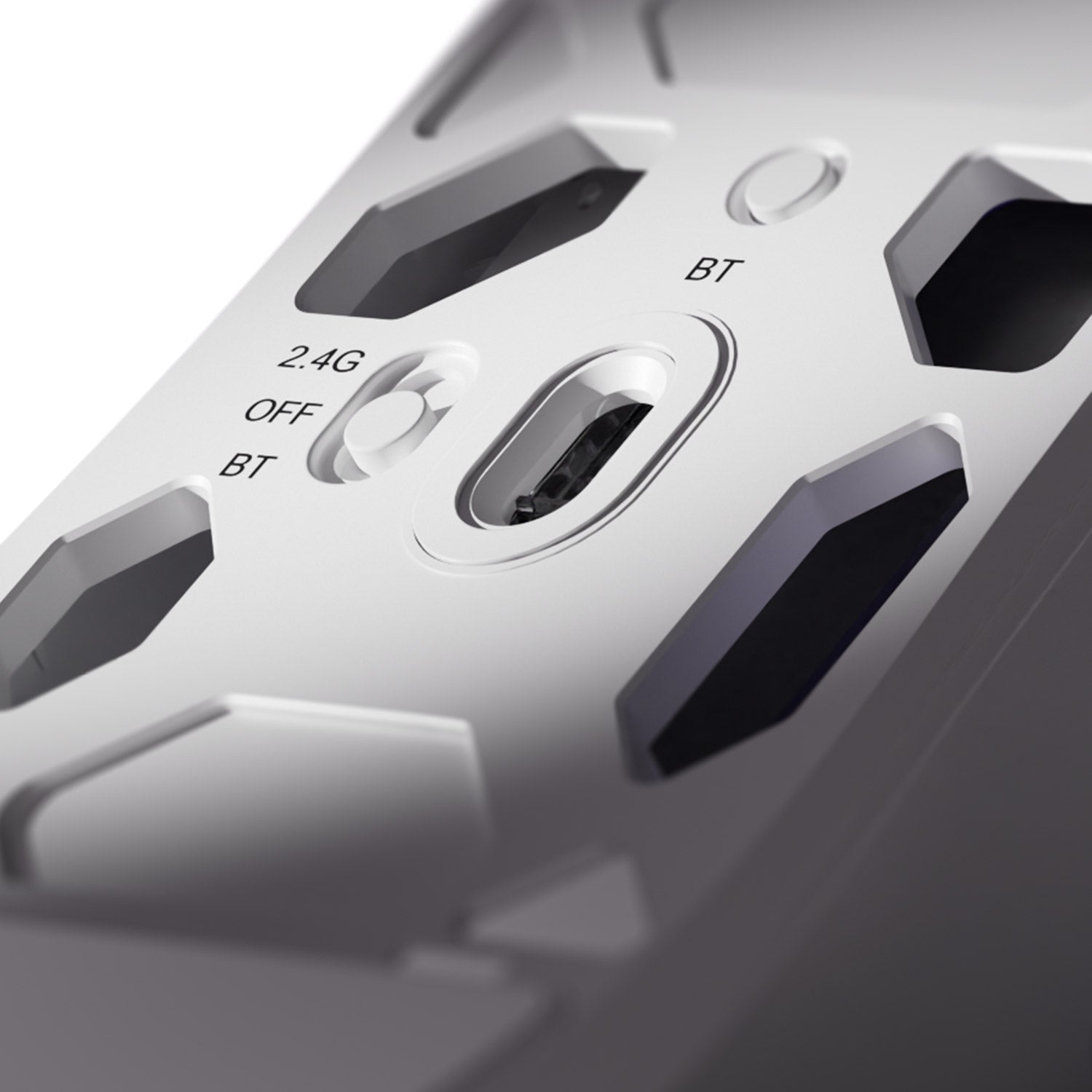 Akko-Dash-Gaming-Mouse-Open-Bottom