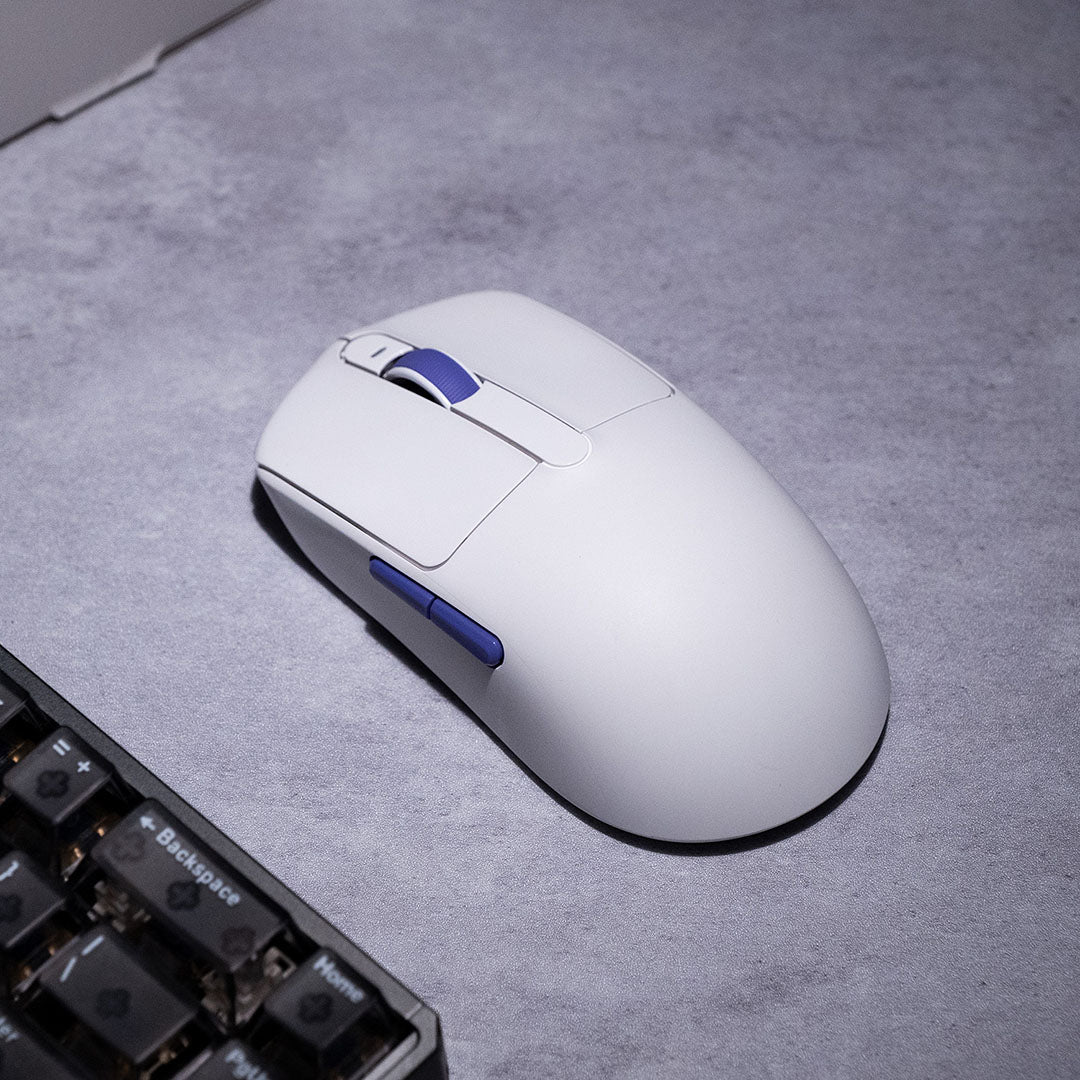 Akko-Dash-Gaming-Mouse-White-Dteails