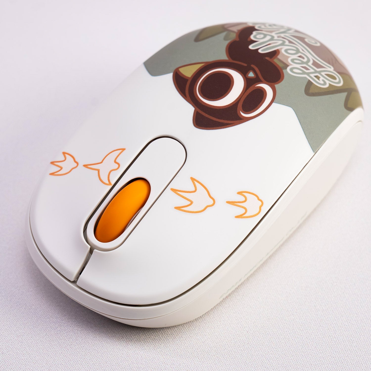 Akko The Legend of Hei Smart1 Wireless Mouse Top Side Details